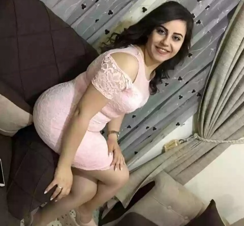 Best outfits of housewife